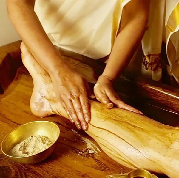 Gramveda's special Tan Lepam Ubtan treatment (body scrub) + Massage
